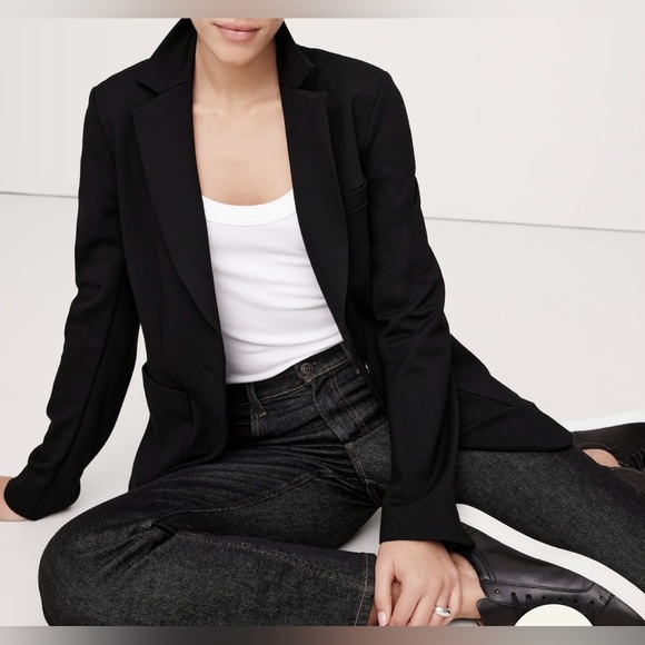 Banana Republic Classic tailored Black 2 button Blazer Suit Jacket womens size 4 - Picture 2 of 9